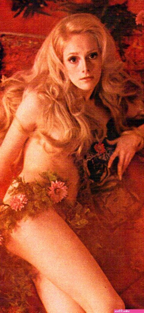 Sondra Locke Nude Sexy Photos