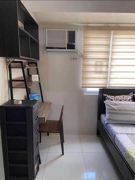 Fully Furnished Studio Condominium Near Up Manila Robinsons Place