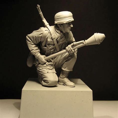 116 Scale Resin Figure With Pzf 120mm In Model Building Kits From Toys