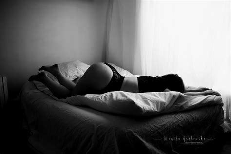 NSFW OC Face Down Ass Up Scrolller