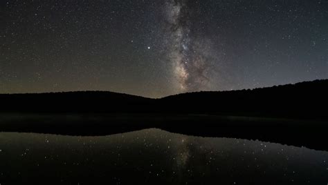 A “Mirror World” Of Particles Within Our Universe May Explain Puzzling ...