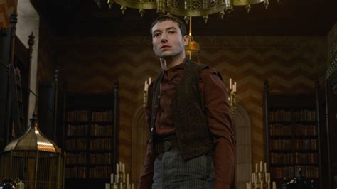 Is Grindelwald Credence S Dad In FANTASTIC BEASTS Nerdist