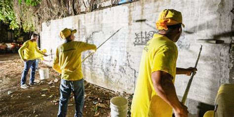 Borran Grafitis De Pandillas En La Libertad San Salvador La Paz Y