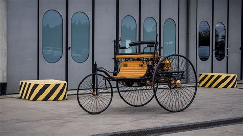 Classic Car Review 1886 Benz Patent Motorwagen Drive