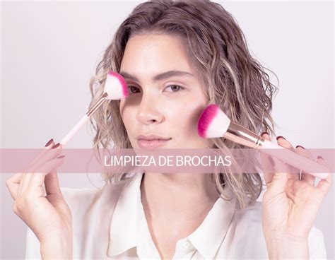 Como Limpiar Tus Brochas De Maquillaje