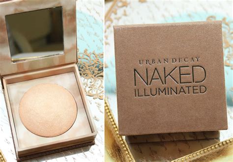 Urban Decay Naked Illuminated Shimmering Face Body Powder Just