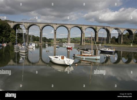 River Lynher Hi Res Stock Photography And Images Alamy