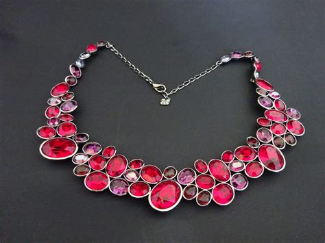 Collier Swarovski Rouge Rubis Vendu La Minaudi Re