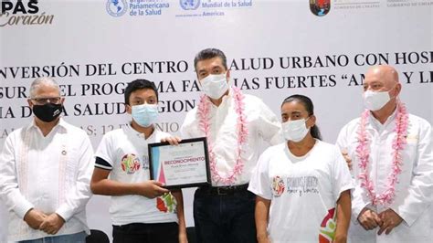 Rutilio Escand N Inaugura Reconversi N Del Centro De Salud Urbano En