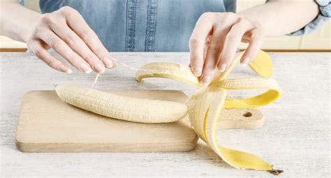 How to use banana peel for warts, bites and bruises | TheHealthSite.com