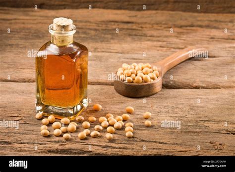 Glycine Max Organic Soy Beans Stock Photo Alamy