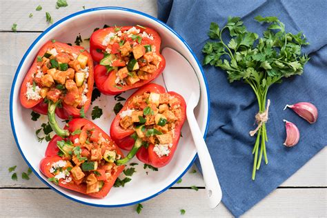 Tofu à la Minute met gevulde paprikas en bloemkoolrijst Sofine Foods BV