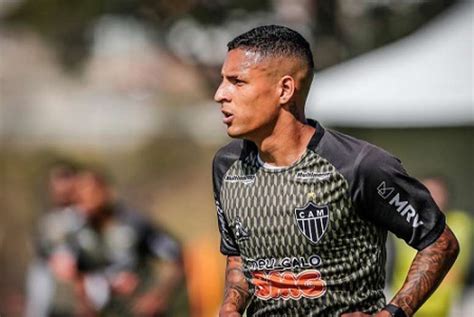 Guilherme Arana é chamado para a seleção olímpica e desfalcará o Galo