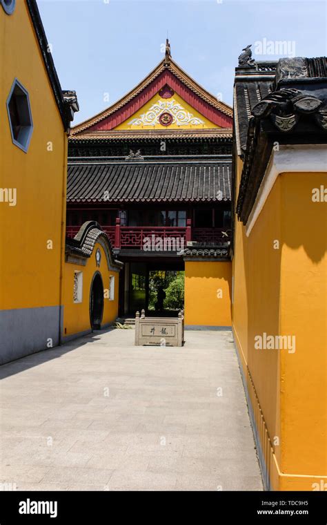 Jinshan Temple Hi Res Stock Photography And Images Alamy