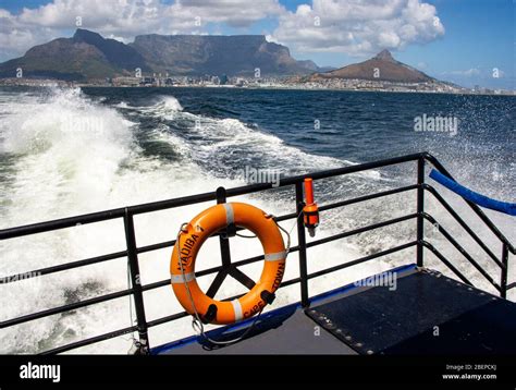 Cape town robben island ferry hi-res stock photography and images - Alamy