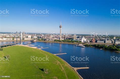 Dusseldorf Skyline Stock Photo - Download Image Now - Architecture ...