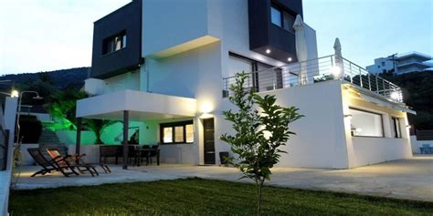 Villa For Rent In Kavala 200 M From The Beach