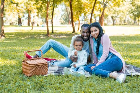 10 atividades divertidas para fazer em família nestas férias Colégio