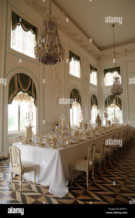 Peterhof palace interior hi-res stock photography and images - Alamy