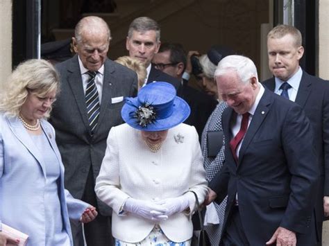 Canada Governor Breaches Protocol Touches Queen Elizabeth Ii S Elbow