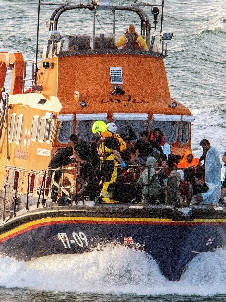 Trinta Imigrantes Morreram Por Dia Tentando Chegar Espanha Pelo Mar