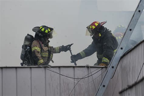 Incendio Afecta A 20 Departamentos En San Bernardo