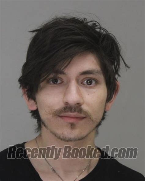 Recent Booking Mugshot For JONATHAN DAVIS In Dallas County Texas