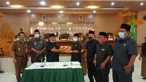 Produktif Di Masa Pandemi Bupati Langkat Hadiri Rapat Paripurna Hingga