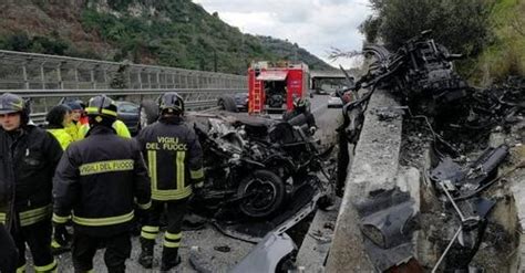 Tragico Incidente Sulla Messina Palermo Muoiono Un Uomo Ed Una Donna