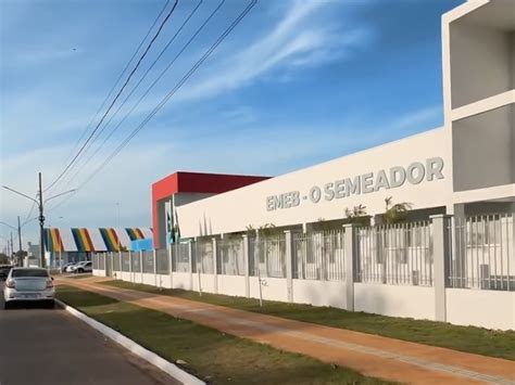 Prefeito Inaugura Dia Uma Das Maiores Escolas Em Nova Mutum S Not Cias