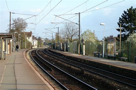 Un petit garçon de 9 ans mortellement percuté par un train de la ligne