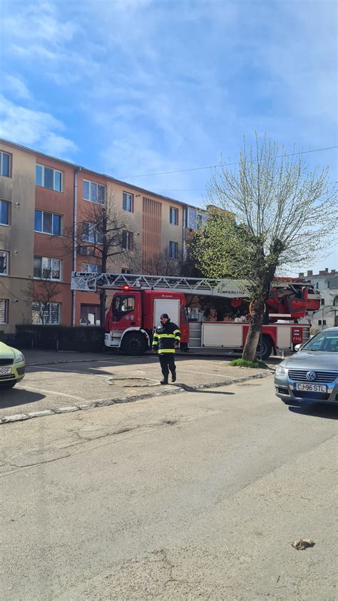 Refleqtmedia Interventie A Pompierilor La Campia Turzii