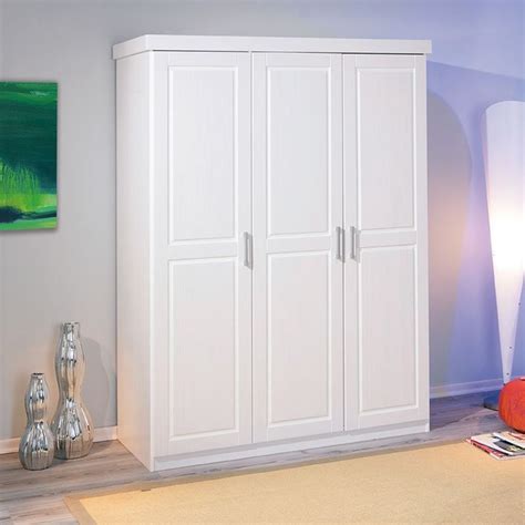 Armoire Magnus Pin Massif Vernis Blanc Portes Lestendances Fr