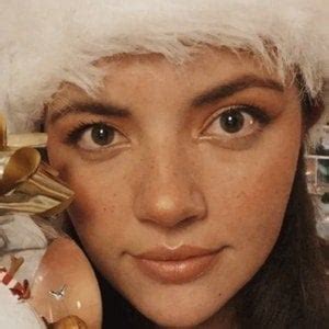 Whisperingwillowasmr - Age, Family, Bio | Famous Birthdays