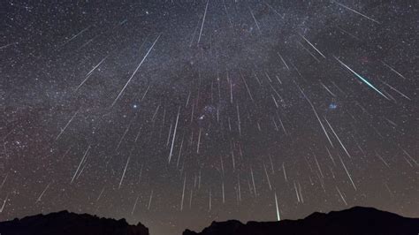 Mengenal Hujan Meteor Geminid Puncaknya Terjadi Di 14 Desember 2019