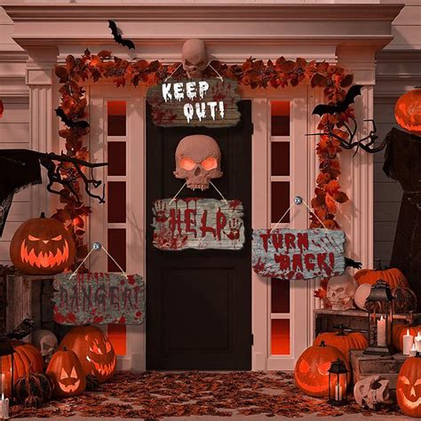 Halloween Horror House Sign | Funny.com