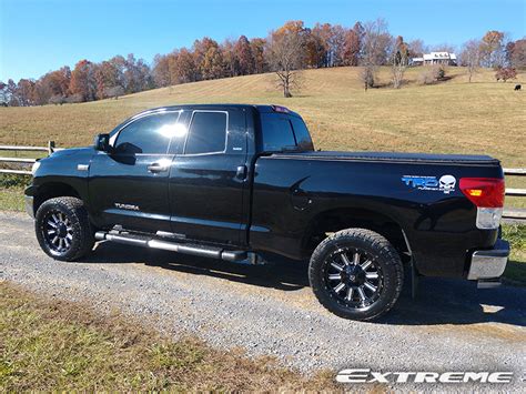 2010 Toyota Tundra 20x9 Fuel Offroad Wheels 28555r20 Nitto Tires