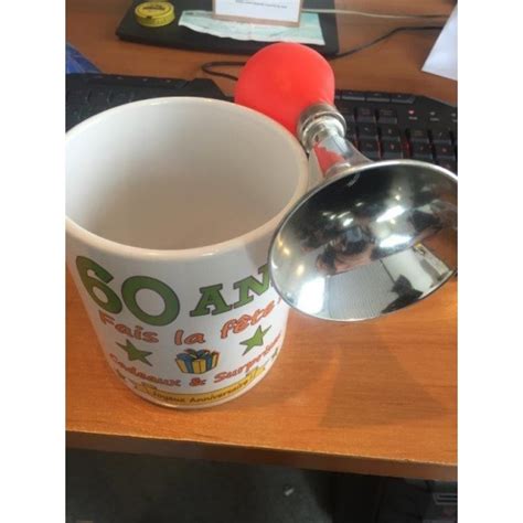 Tasse géante 60 ans avec Klaxon