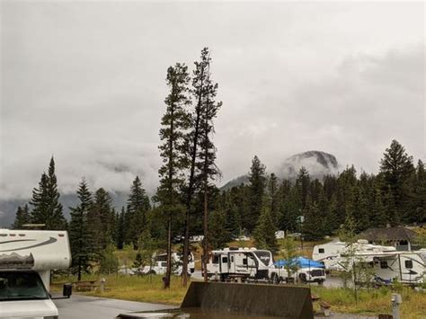 TUNNEL MOUNTAIN VILLAGE II CAMPGROUND - Updated January 2025 - 17 ...