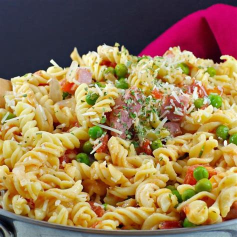 Healthy Leftover Ham Pasta - Food Meanderings