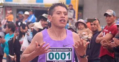 Cristhian Pacheco gana por cuarta vez la Maratón Internacional de los