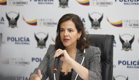 María Paula Romo La fiscal está mostrándonos cómo funciona un narco