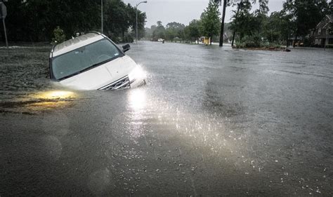 Texas floods: Tragic moment boy, 4, dies after getting stuck in car ...