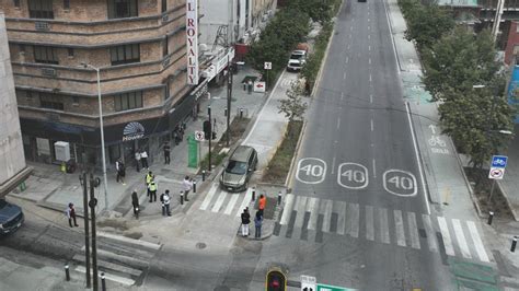 Monterrey Habilita Carril De Servicio En Corredor Verde Ocampo En El