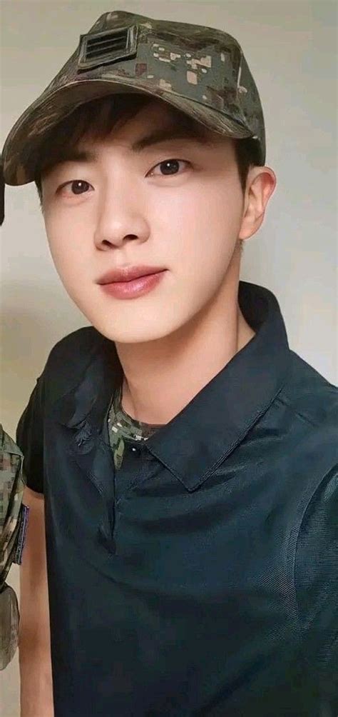 Bts Community Posts 안녕 진 잘 지냈어 자기 진이 오늘 526일째 입대를 마치고 또 하루가 지났습니다