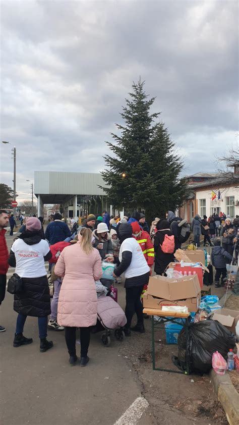 Local A Treia Zi In Vama Siret Cozi Interminabile De Masini Zeci De