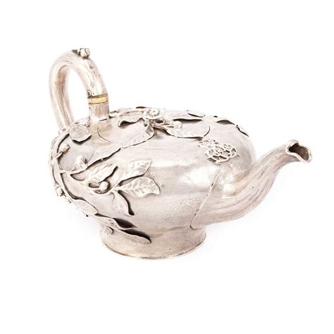 Lot 482 An Early Victorian Silver Teapot