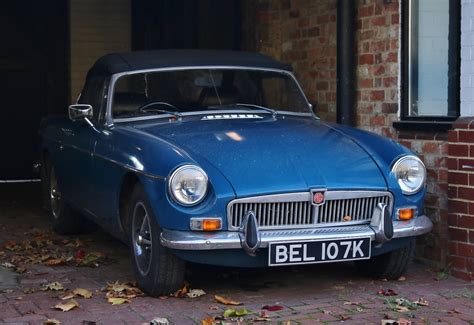 BEL 107K 1972 MGB Roadster Nivek Old Gold Flickr