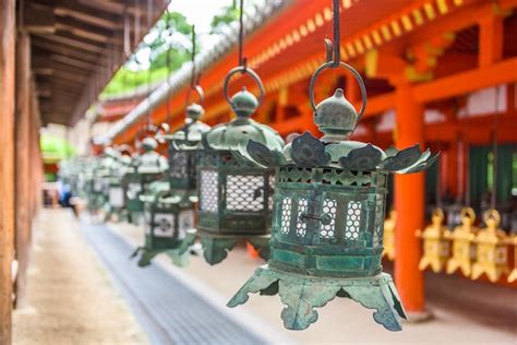 Premium Photo | Kasuga taisha shrine lanterns