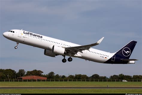 D AIEC Lufthansa Airbus A321 271NX Photo By Andrea Spoladore ID